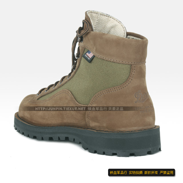 美国原产Danner Light II登山靴